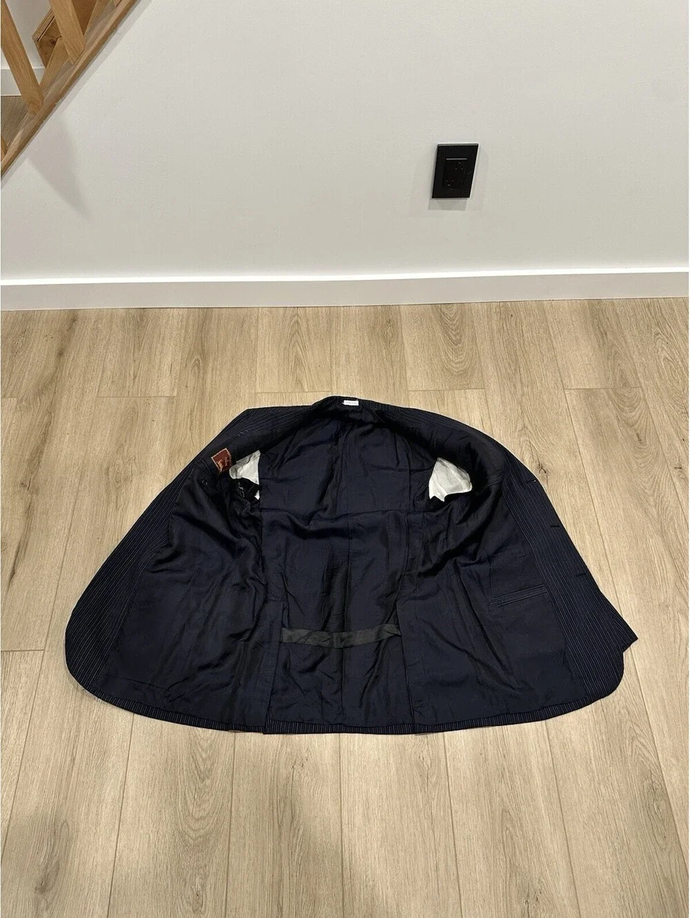 Brioni Striped Navy Blue Nomentano Pure Wool Men’s Sportcoat Size 38